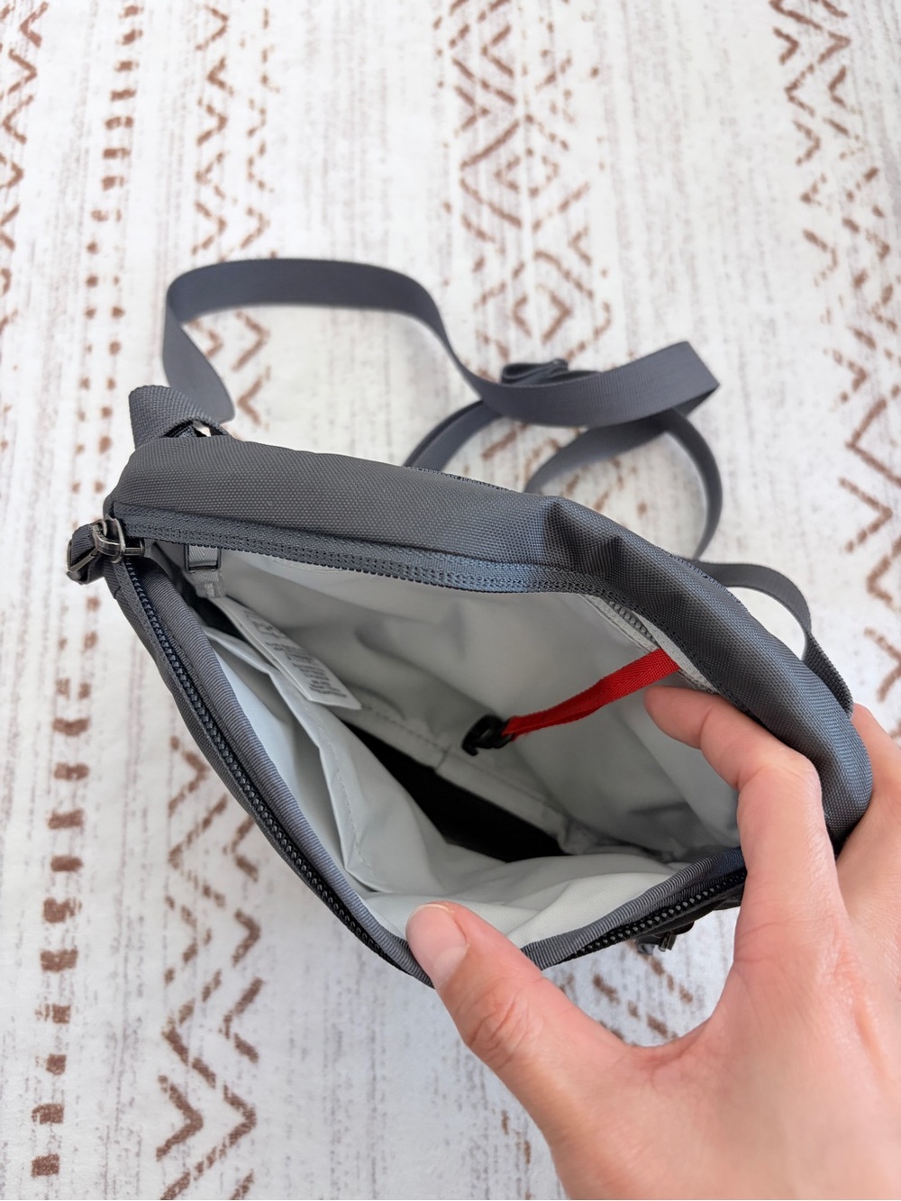 Arc'teryx Gray Mantis 1 Waist Pack - Picture 2 of 3